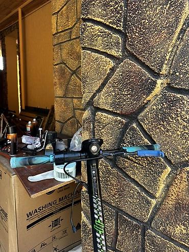 electro moto: İşlənmiş Elektrik samokat 10", 351 - 500 Vt, 26 - 35 km/s, Ünvandan götürmə, Ödənişli çatdırılma — 2
