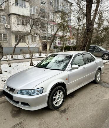 Honda: Honda Accord: 2002 г., 1.8 л, Автомат, Бензин, Седан