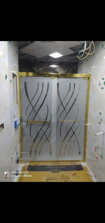 Duş kabinaları, arakəsmələr: Yeni Arakəsmə, Künc üçün, Pulsuz çatdırılma, Ünvandan götürmə — 23