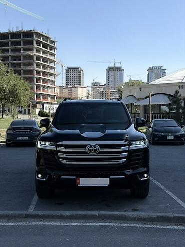 Toyota Land Cruiser: 2024 г., 3.5 л, Автомат, Бензин, Внедорожник