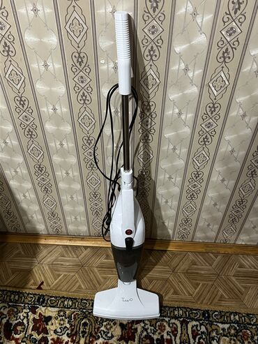 пятинитка в аренду: Продаю вертикальный пылесос с двумя насадками.Состояние хорошая.За
