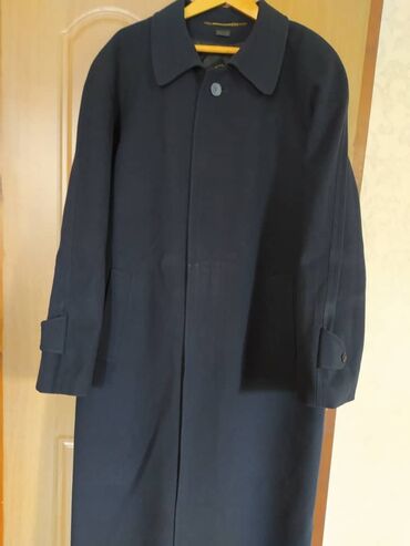 пальто мужское бишкек цены: Пальто классика кашемир темно синего цвета. Размер 50-54., Цена