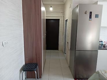 Продажа коттеджей и домов: Продаётся жилой дом с двором и хозяйственными постройками. - Кровля — 6