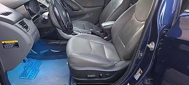 spoiler elantra 2017: Hyundai Elantra sedan – tünd mavi rəng, aerodinamik kuzov və xrom — 7