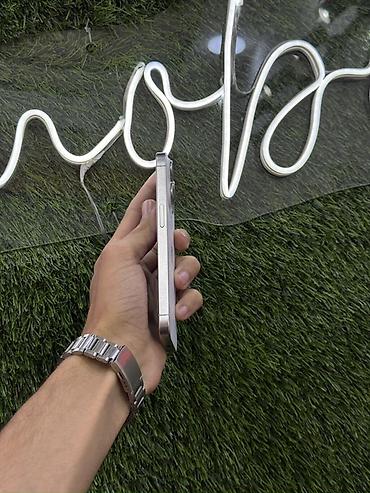 14 pro ağ: IPhone 15 Pro, White Titanium, Face ID — 4
