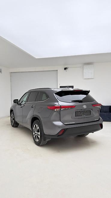 Toyota: Toyota Highlander: 2021 г., 3.5 л, Автомат, Бензин, Внедорожник — 4