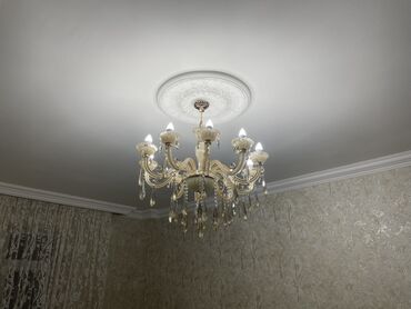 Quruducular: Çılçıraq, 8 lampa, Metal