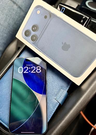 ikinci el iphone 17 pro max: IPhone 17 Pro Max, 256 GB, Pacific Blue, Barmaq izi, Simsiz şarj, Face ID — 5