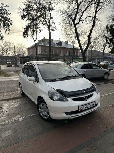 Honda: Honda Fit: 2002 г., 1.5 л, Вариатор, Бензин, Хэтчбэк — 3
