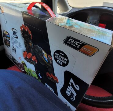 Dečiji električni automobili: Twist Climbing RC Car 360 Auto na daljinski 360 Materijal — 4