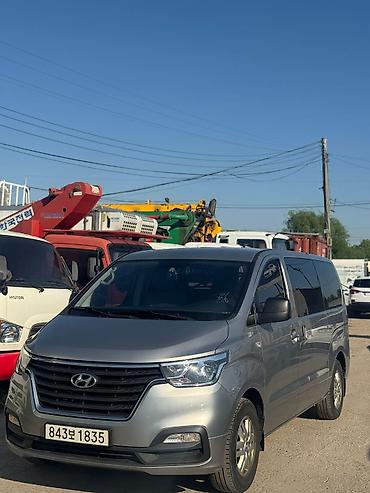 Hyundai Starex: 2020 г., 2.5 л, Автомат, Дизель, Минивэн — 1