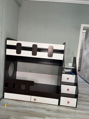 Двухъярусные детские кровати: Двухъярусная детская кровать, ЛДСП — 1