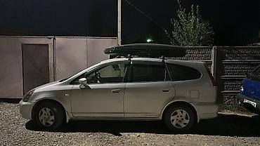 ред: Honda Stream: 2003 г., 1.7 л, Автомат, Бензин, Универсал — 3