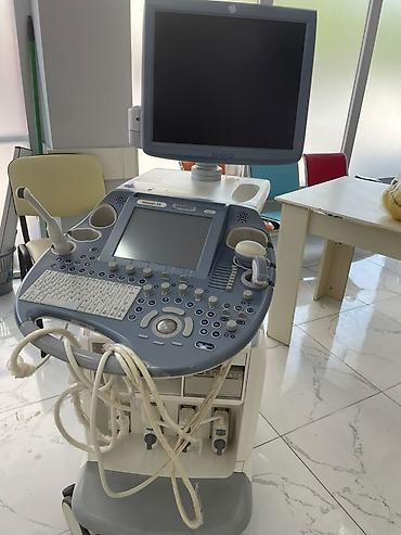 tibbi oksigen aparati: GE Voluson E8 ultrasəs diaqnostika sistemi - İstehsalçı/model: GE — 3