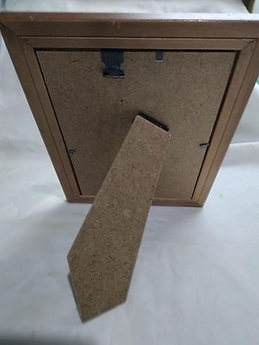 most ormari forma ideale: Ram za slike,spolja 22 x 17 iznutra otvor za sliku18 x 13 cm.,2 — 3