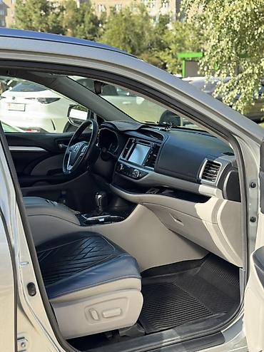 тайота хайландер 2017: Toyota Highlander: 2018 г., 3.5 л, Автомат, Бензин, Кроссовер — 2