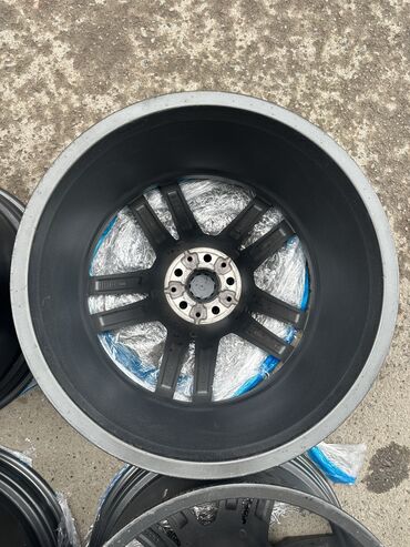 Диски: Литые Диски R 21 BMW, Комплект, отверстий - 5, Б/у — 10