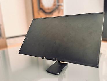 display: 📺monitor — LG Display 15.6" matrisası əsasında hazırlanıb LG Display — 2
