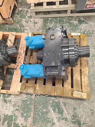 Буровое оборудование: Продается под заказ доставка 18-20 дней Буровые машины от 180м до 1500 — 2