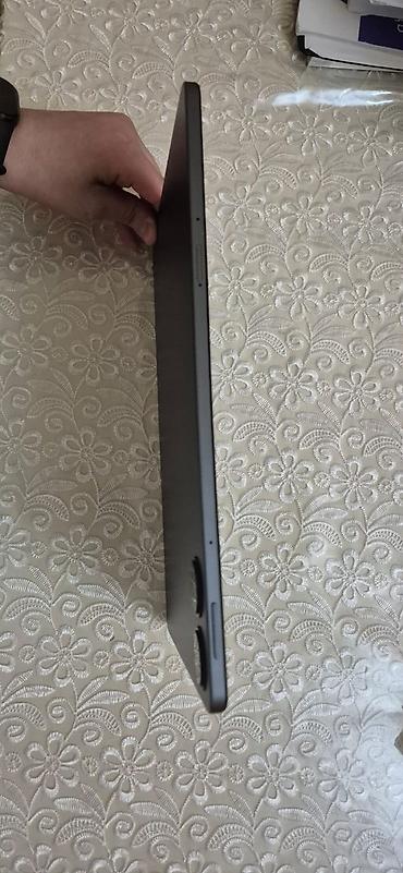 tablet duz: Planşet – böyük ekranlı Android cihaz - Geniş ekranlı planşet, dar — 6