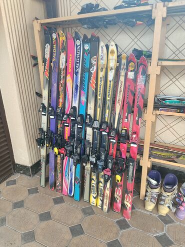 горные лыжи бу из европы: Продаю Горные лыжи 2000 сом 
срочно 
Распродажа