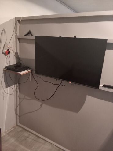 Masa və oturacaq dəstləri: PlayStation oyun guşəsi – tam set Tərkib: - Divara quraşdırılmış düz — 5