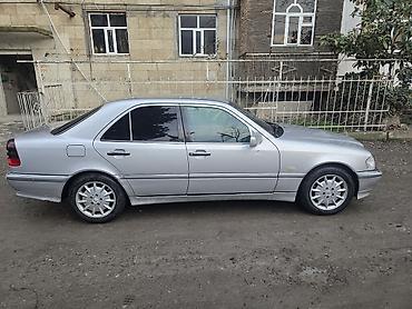 mersedes hissələri: Mercedes-Benz C-Sinif (W202) sedan - Kuzov: 4 qapılı sedan, gümüşü — 5
