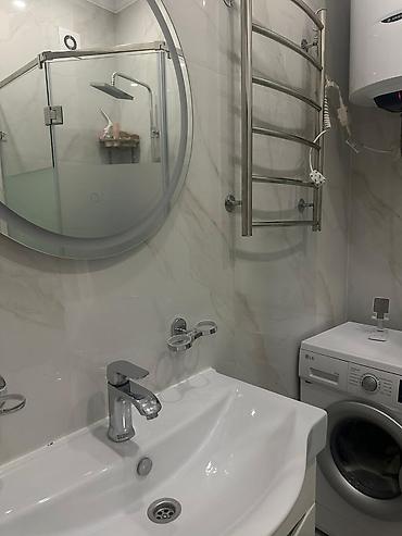 октябрьская: 2 комнаты, 47 м², Асанбай мкр Элитка, 3 этаж, Свежий ремонт — 8