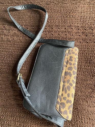 Çantalar: Victoria’s Secret qadın əl çantası - Rəng: qara, ön hissədə leopard — 3