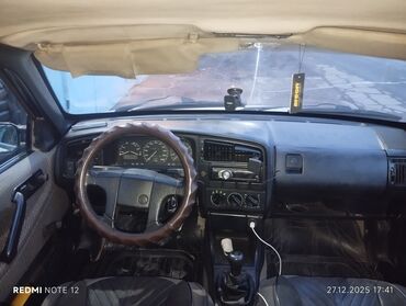 Volkswagen: Volkswagen Passat: 1991 г., 1.8 л, Механика, Бензин, Седан — 10