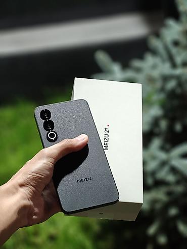 memo cx07: В продаже смартфон Meizu 21! ✨ Состояние: Идеальное 📦 Комплектация — 2