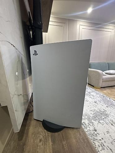 купить сони плейстейшен 5 в бишкеке: **PlayStation 5, версия с дисководом** Игровая приставка Sony — 5