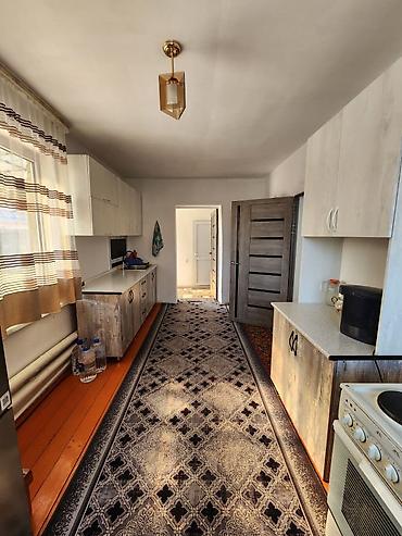 Продажа коттеджей и домов: 🏡 Срочно продается дом в ж/м Ак-Босого, г. Бишкек Продается уютный — 19