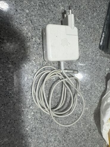 сумка для ноутбука и документов: Зарядное устройство Apple MagSafe для MacBook. - Оригинальный сетевой