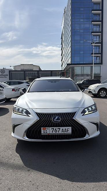 Lexus: Lexus ES: 2019 г., 2.5 л, Вариатор, Гибрид, Седан — 1