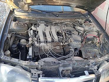 mazda 623: Mazda 626: 1999 г., 2.5 л, Механика, Бензин, Седан — 4