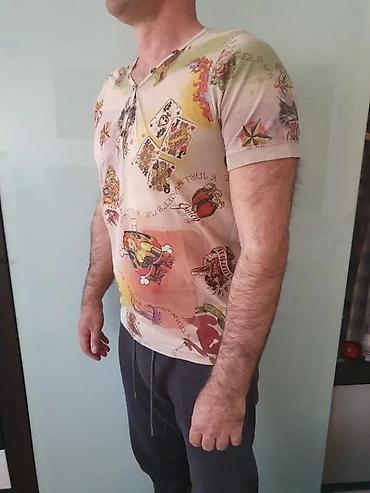 Majice: CUSTO BARCELONA,VEL. XL, WE ARE JUST ANGELS, VEL. L | Svaka po 3000 — 11