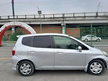 civic 5: Honda Fit: 2002 г., Автомат, Бензин, Хэтчбэк — 3