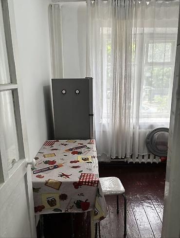 Продажа квартир: 1 комната, 30 м², Таатан ТЦ Индивидуалка, 2 этаж, Старый ремонт — 2