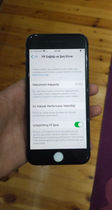 Apple iPhone: IPhone 8, 64 GB, Qara, Barmaq izi