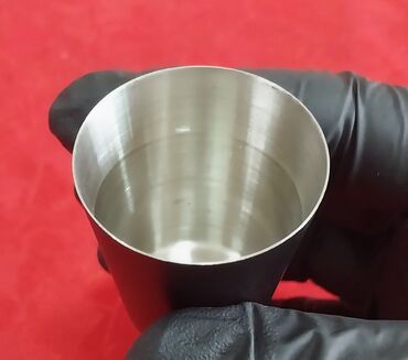 Digər içki üçün qablar: İçki qabı satılır, təzədir. Dəstinə daxildir: 1 ədəd İçki qabı, 1 ədəd — 9