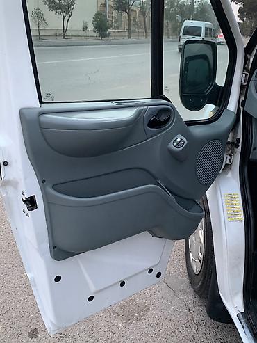 ford transit 2012: Ford Transit: 2.2 l | 2011 il 401 km Universal — 7