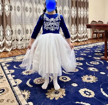 кыргызский национальный костюм: Продается национальный костюм для девочки, на 5-6-7 лет. Головной убор