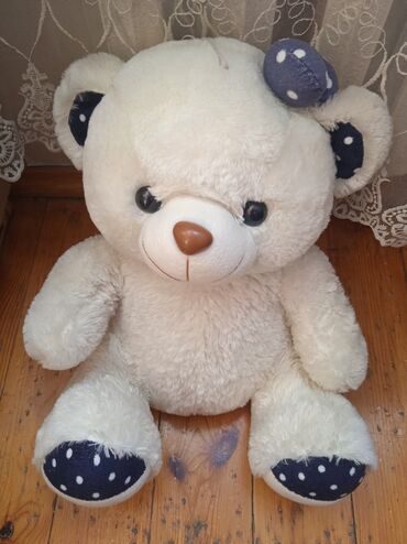 медведь игрушка: Продаю мягкую игрушку медведей. Новые. Цена 700 сом. Бишкек