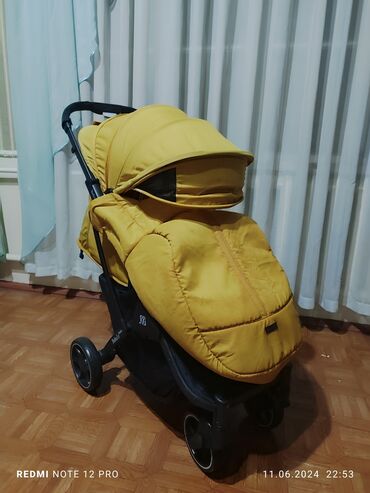 new lux коляска: Коляска, цвет - Желтый, Б/у