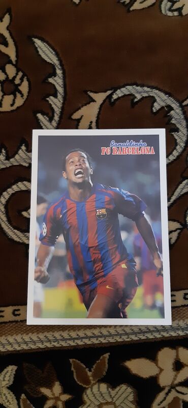 Kolleksiya kartları: Barselona azarkeşləri üçün kolleksiya — 17