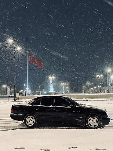 x 7: Mercedes-Benz E-Class: 2001 г., 2.2 л, Типтроник, Дизель, Седан — 6