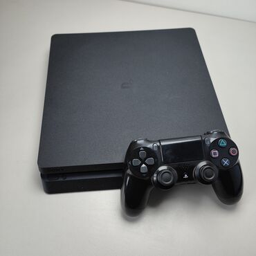 купить игровые компьютеры оптом: PS4 + 7 игр на аккаунте Продаётся Playstation 4, 500GB, 1
