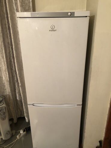 холодильный агрегат bitzer цена: Холодильник Indesit, Б/у, Двухкамерный, 55 * 165 *