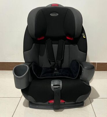 Graco avtokreslo. 220 azn satilir. Almaniyadan alinib.0 aydan 12